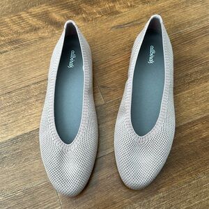 Allbirds new never worn tan women’s woven flats size 9